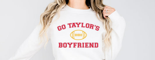 Go Taylor’s boyfriend crewneck